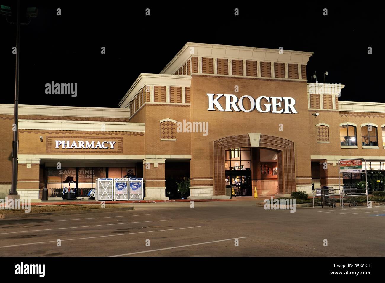 Kroger grocery hires stock photography and images Alamy