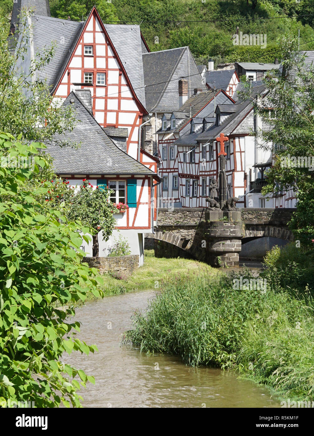 Traditionelle FachwerkhÃ¤user in Monreal, Eifel, Deutschland Stock Photo