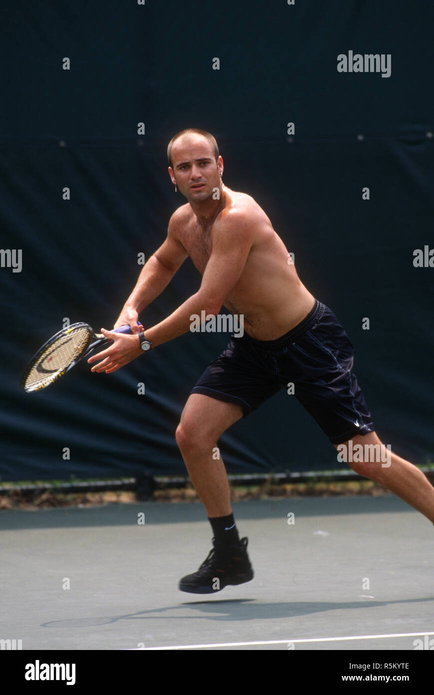 Andre Agassi practicing during a tournament in Washington, D.C. in 1995  Stock Photo - Alamy