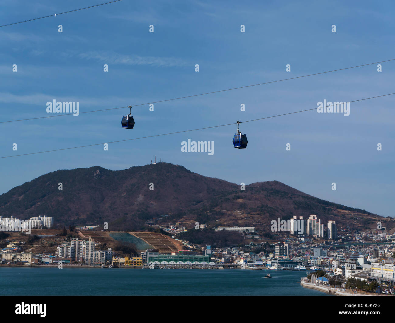 Cable car under the bay of Yeosu city. South Korea Stock Photo Alamy