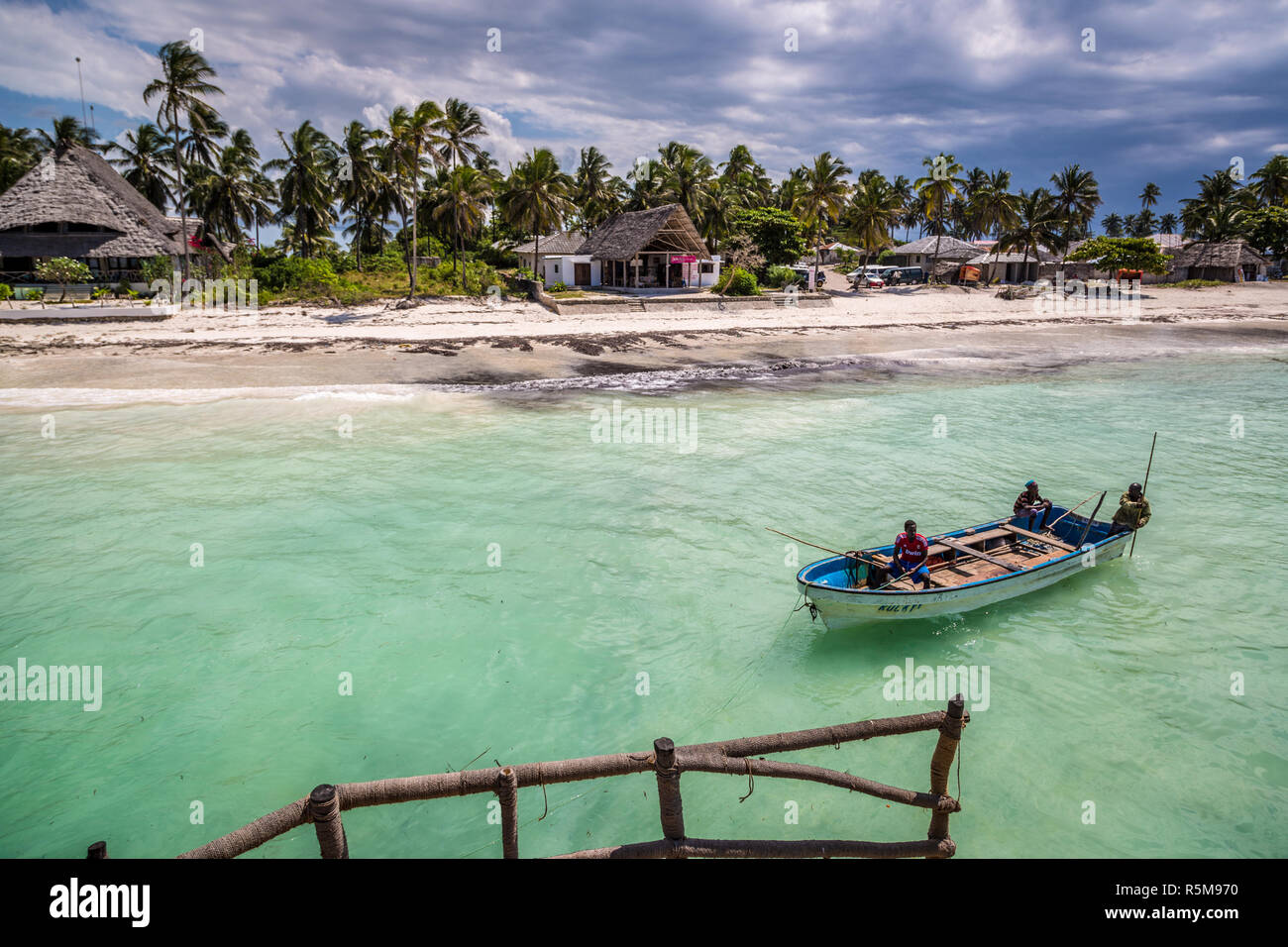 Zanzibar, Tanzania Ago 12th 2015 Local boatman working getting