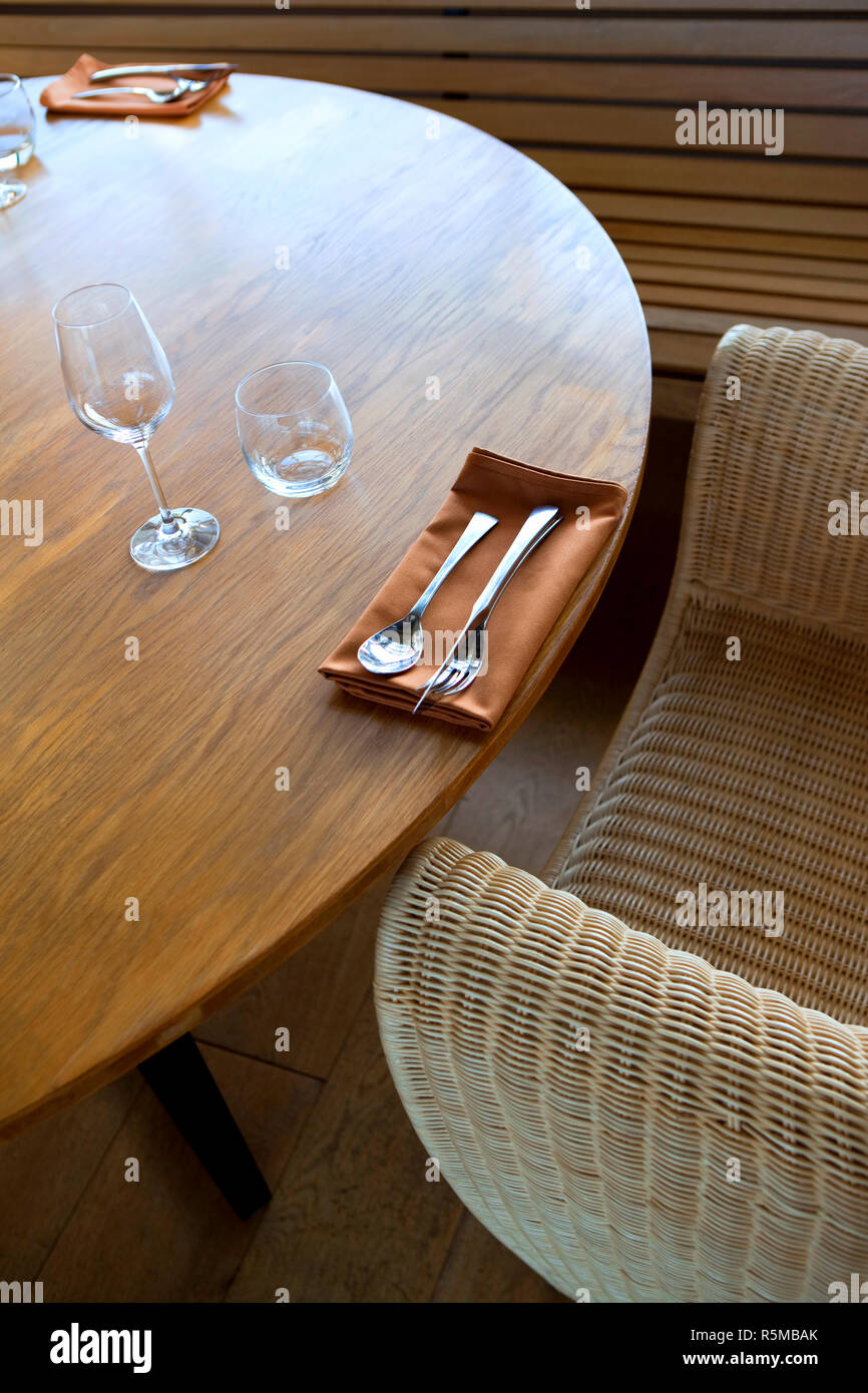 Table set in a restaurant Stock Photo - Alamy