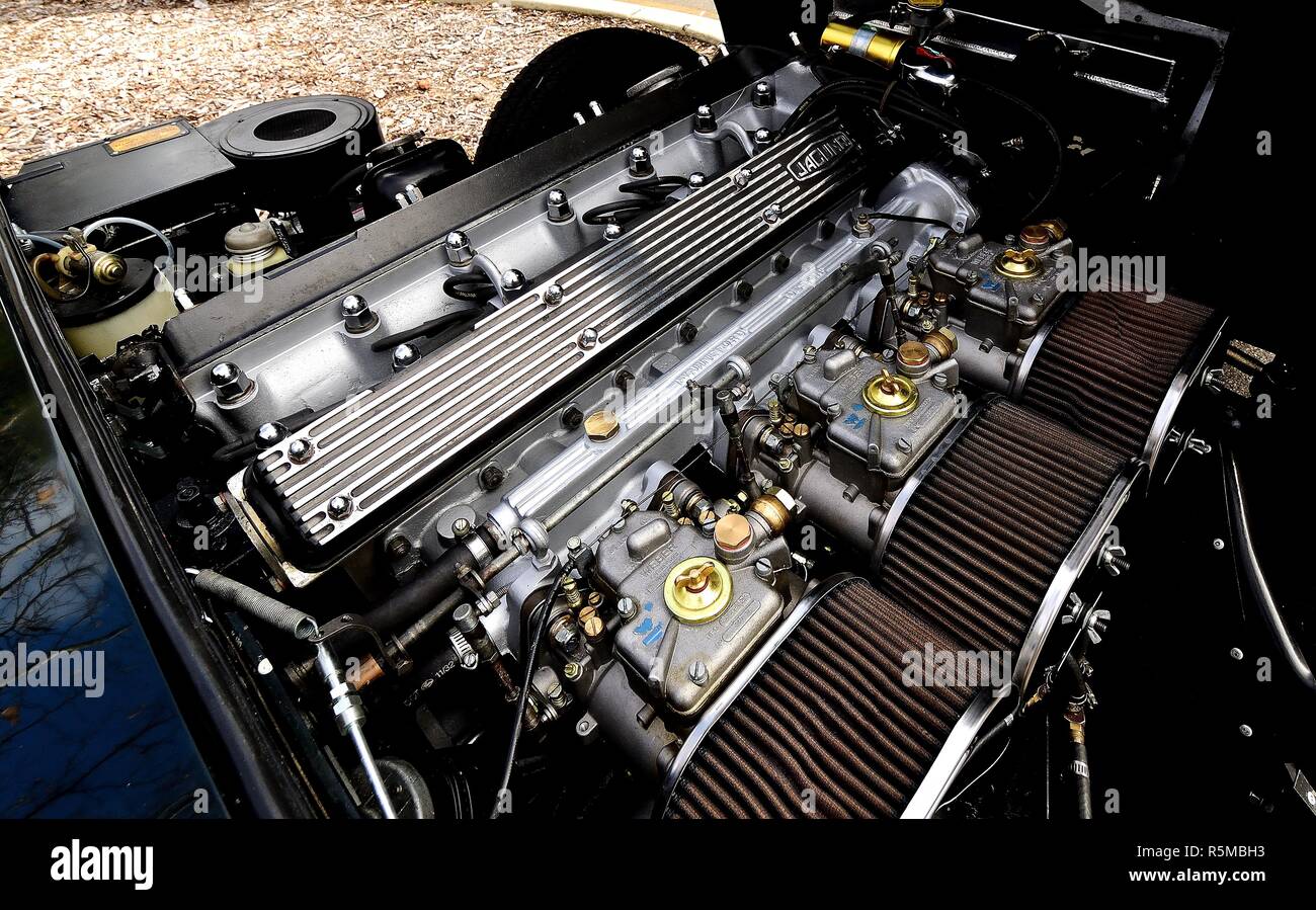 Jaguar E-Type V12 engine Stock Photo