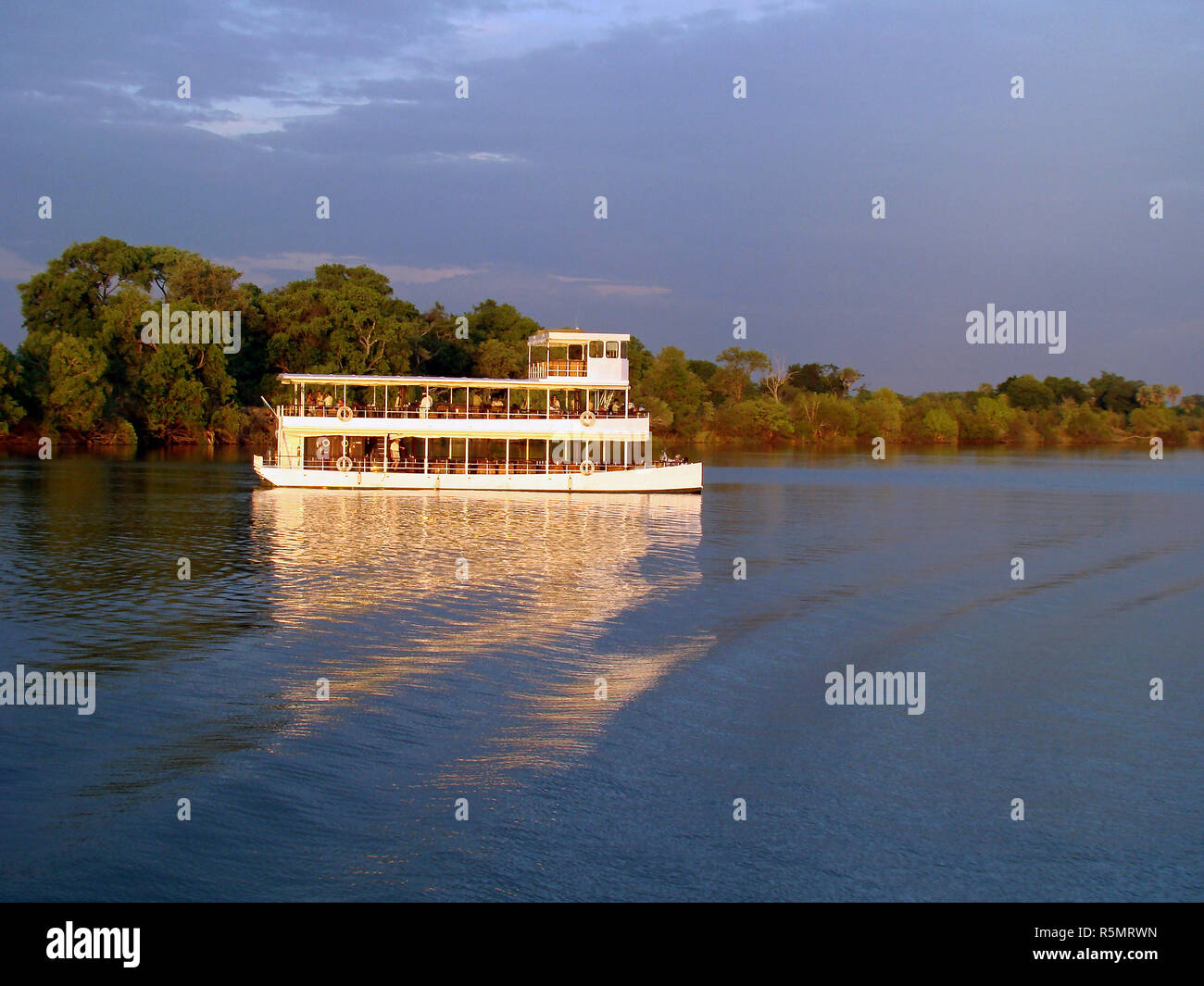 Sundowner cruise hi-res stock photography and images - Alamy