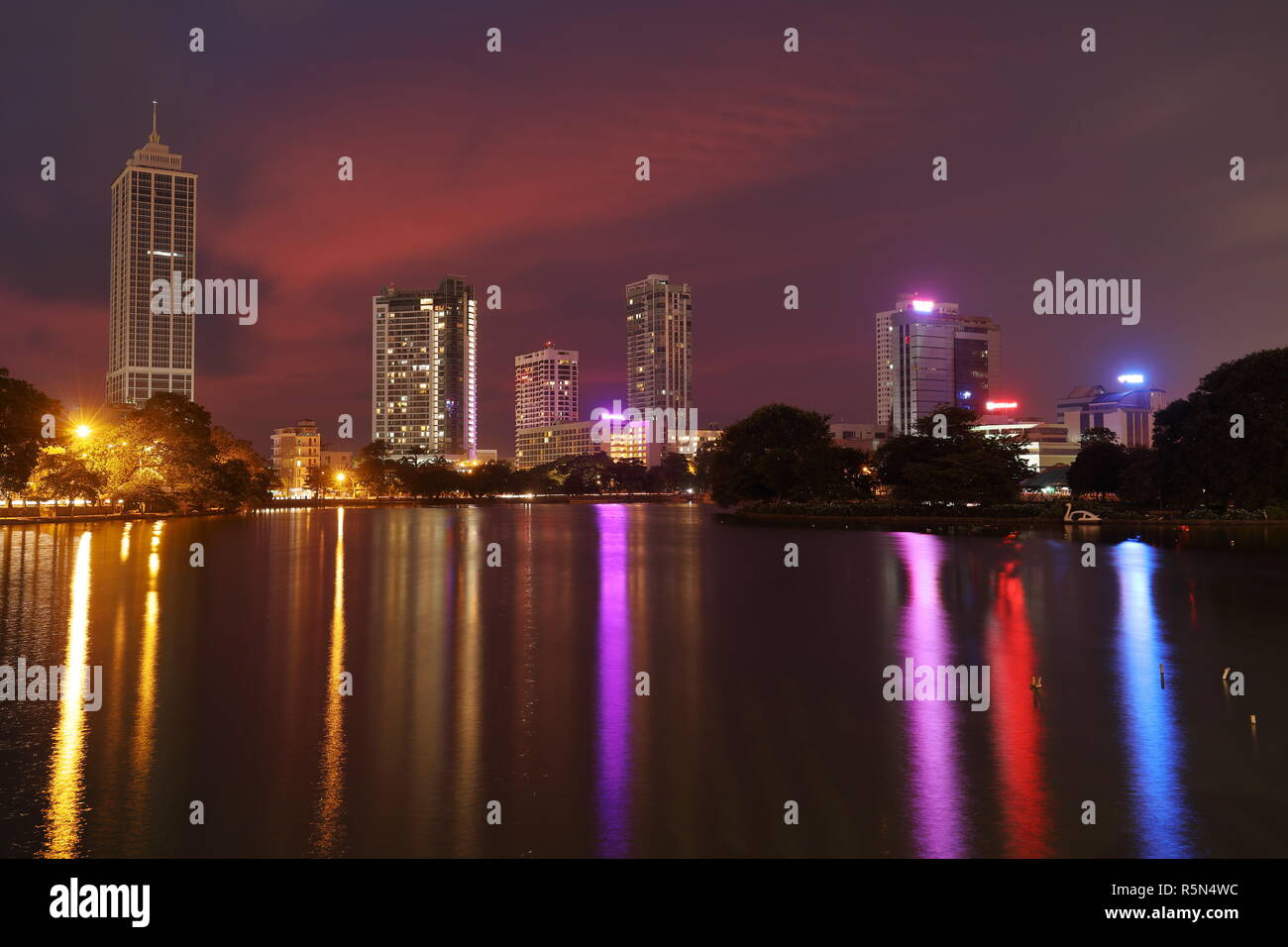 colombo skyline at night