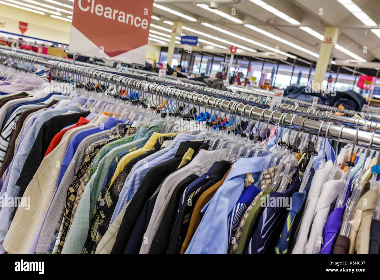 Miami Florida,Marshalls Department Store,discount department store,off  price,man's,men's shirts,clothes rack,hanger,luxury,well  dressed,variety,shoppi Stock Photo - Alamy