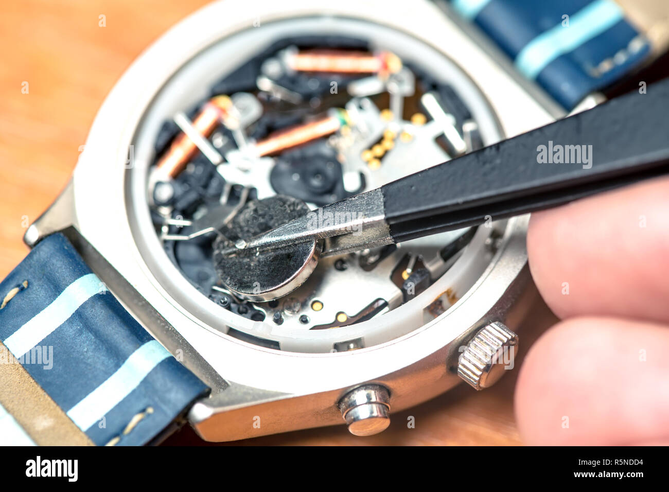 Watch battery hires stock photography and images Alamy