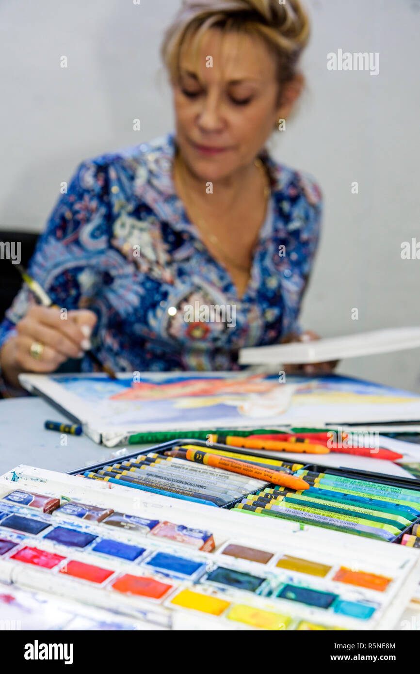 Florida mall crayon hires stock photography and images Alamy