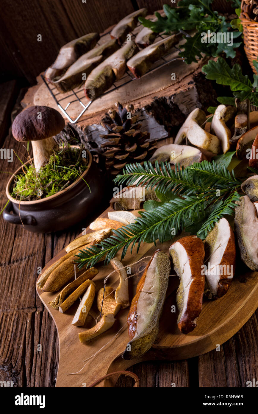 prepare dried mushrooms Stock Photo Alamy