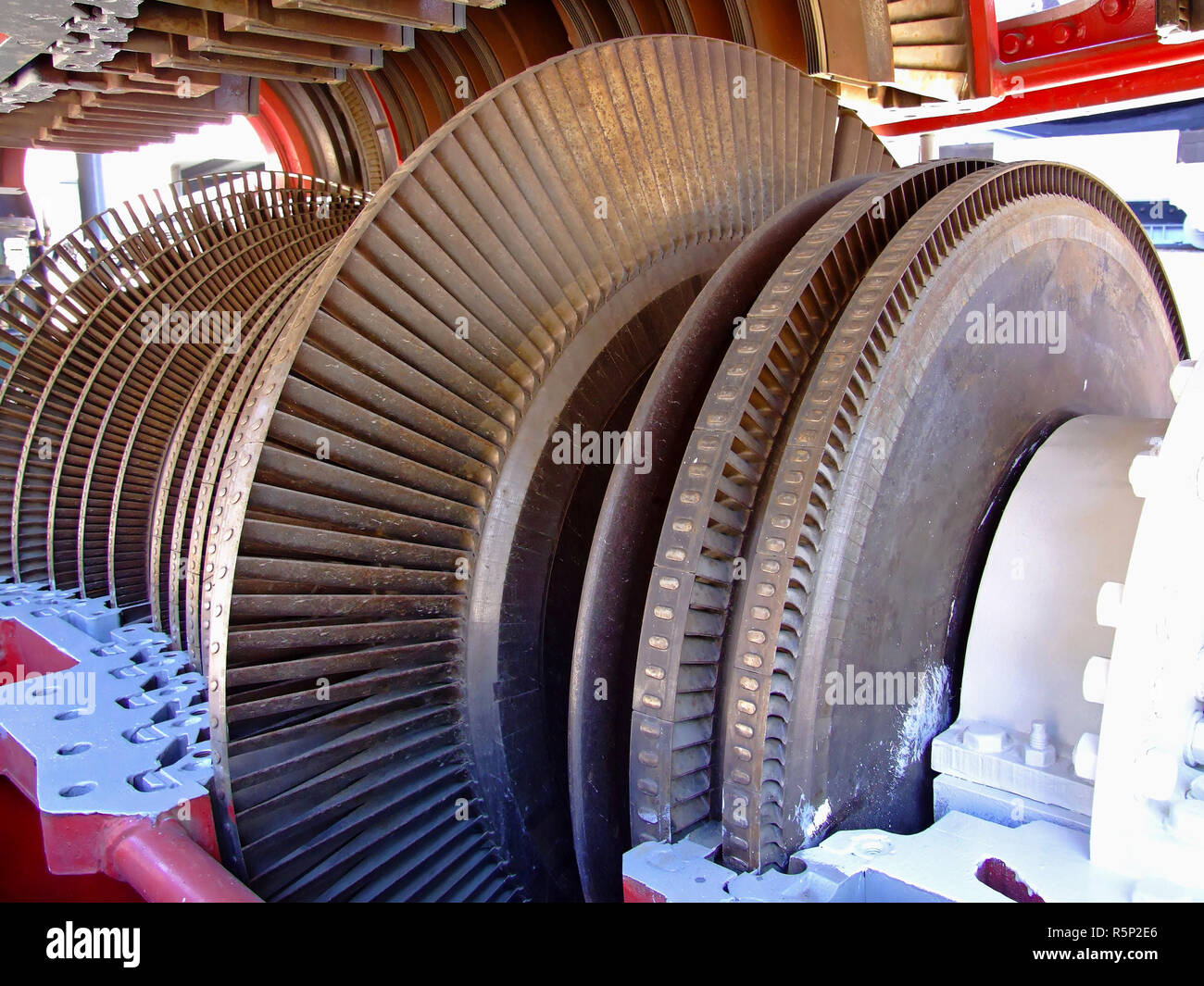 Exposed blade hi-res stock photography and images - Alamy