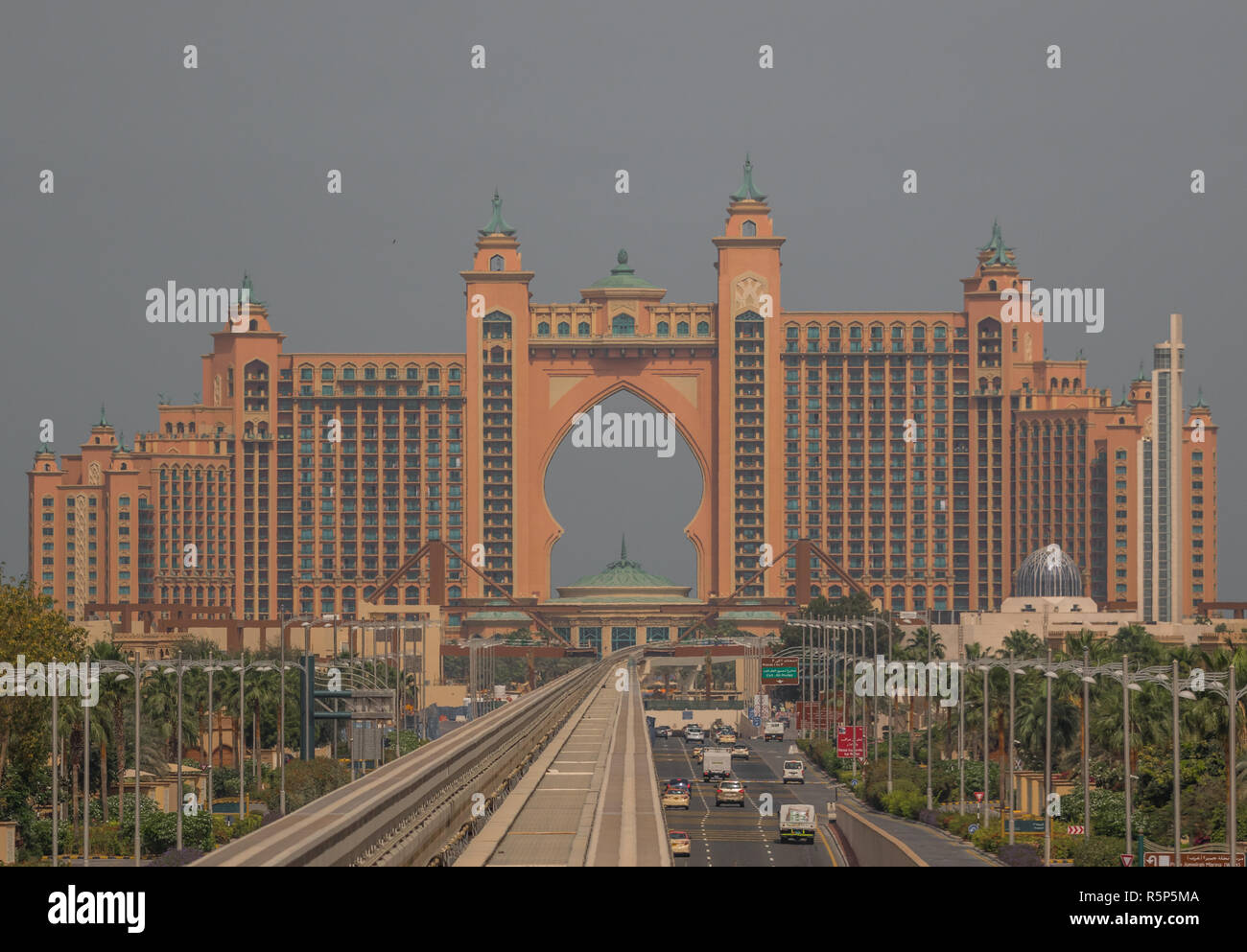 Dubai, United Arab Emirates - the Atlantis Hotel is one of the most unmistakable landmark of the UAE, and one of most luxury hotels in the world Stock Photo
