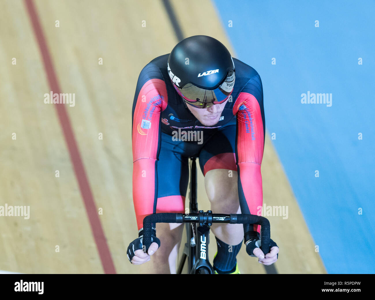 berlin-germany-02nd-dec-2018-cycling-track-bike-world-cup-in-the