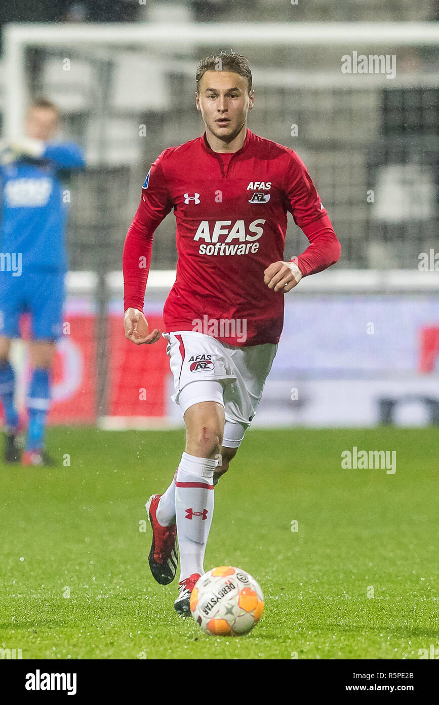 Koopmeiners Az : Teun Koopmeiners Az Celebrates Equalizer During Uefa Editorial Stock Photo Stock Image Shutterstock - Koopmeiners is known for his leadership qualities, and captains az alkmaar despite his young age.