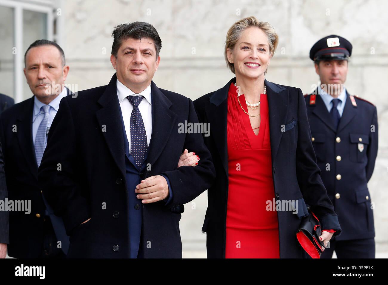 Sharon Stone and her boyfriend Enzo Cursio, journalist, and candidate Nobel Prize for peace in 2018. Rome July 30th 2018. Actress Sharon Stone receives the Gold Medal of Merit from Italian Red Cross during the event Jump 2018.Foto Samantha Zucchi Insidefoto Stock Photo