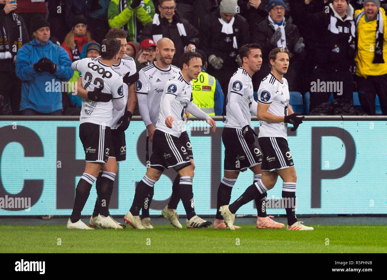 Norway, Oslo. 2nd Dec 2018. The Rosenborg players celebrate a goal during the Norwegian Cup Final 2018 between Rosenborg and Strømsgodset at Ullevaal Stadion in Oslo. (Photo credit: Gonzales Photo - Jan-Erik Eriksen). Credit: Gonzales Photo/Alamy Live News Stock Photo