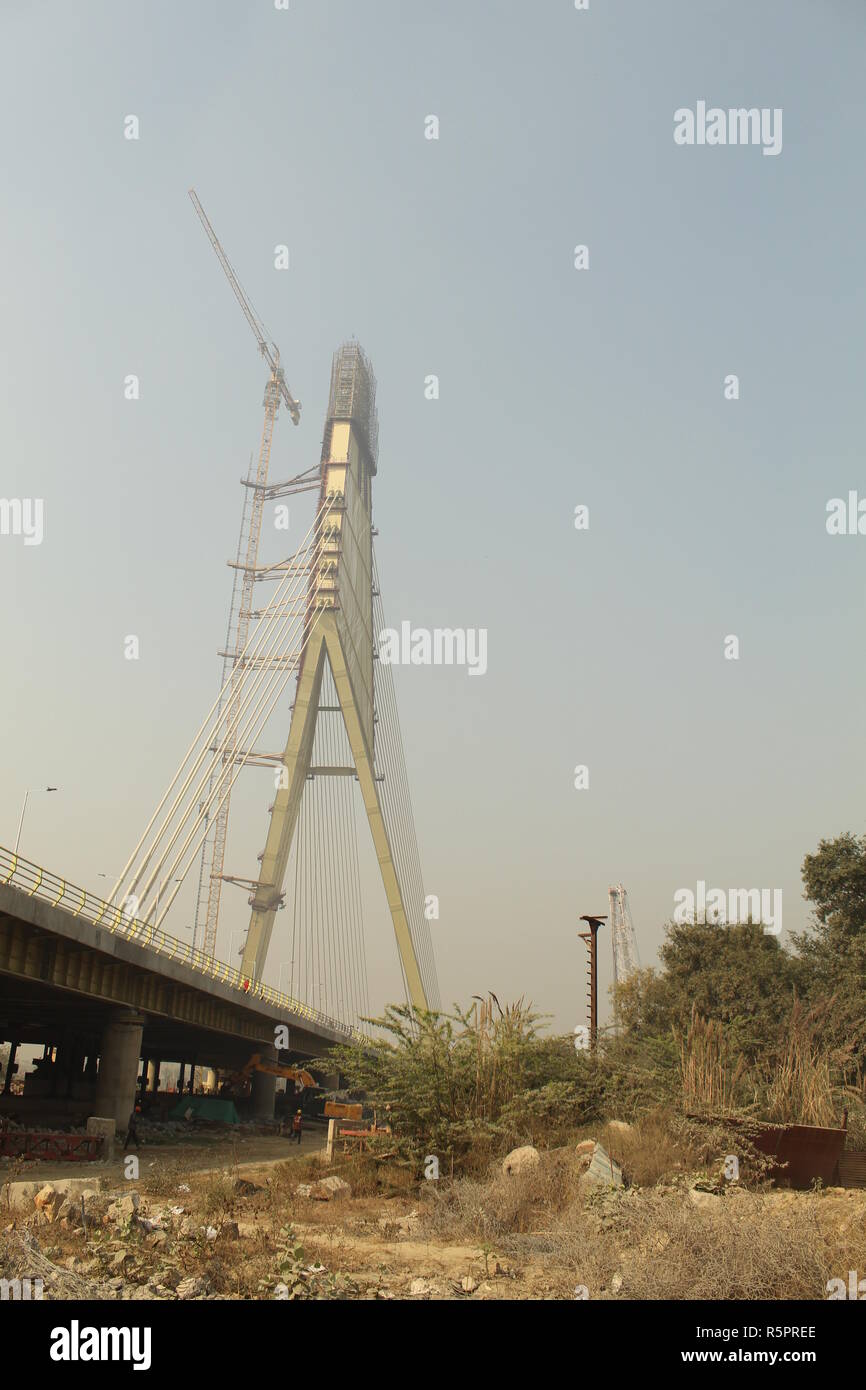 signature bridge Stock Photo Alamy