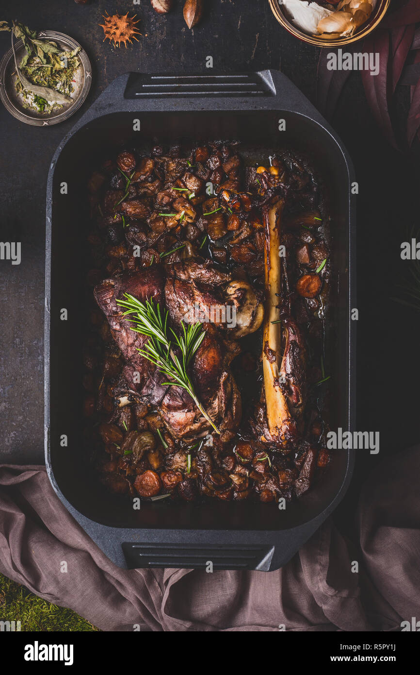 Venison roast haunch hires stock photography and images Alamy
