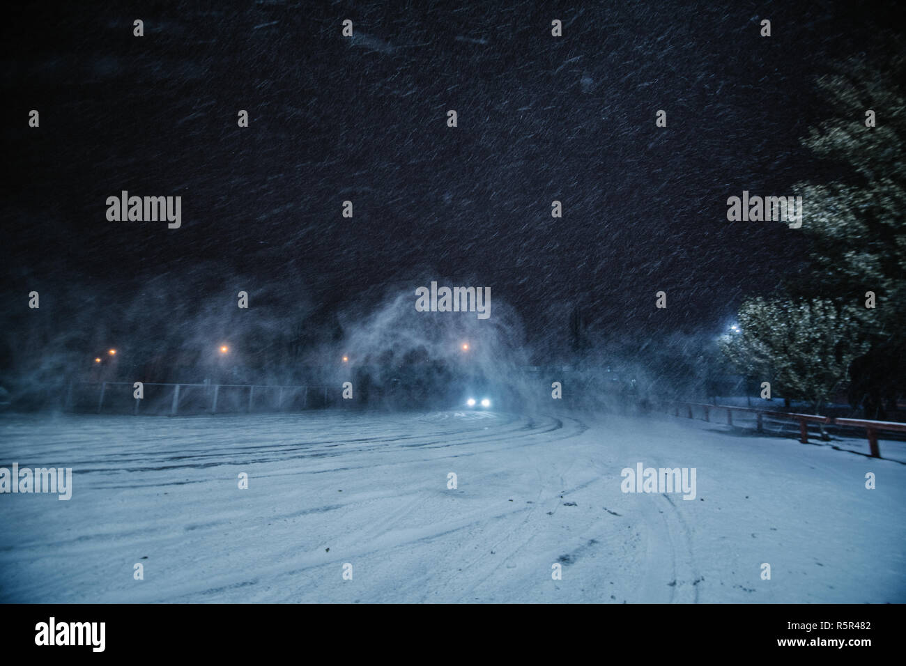 Ground snowstorm hi-res stock photography and images - Alamy