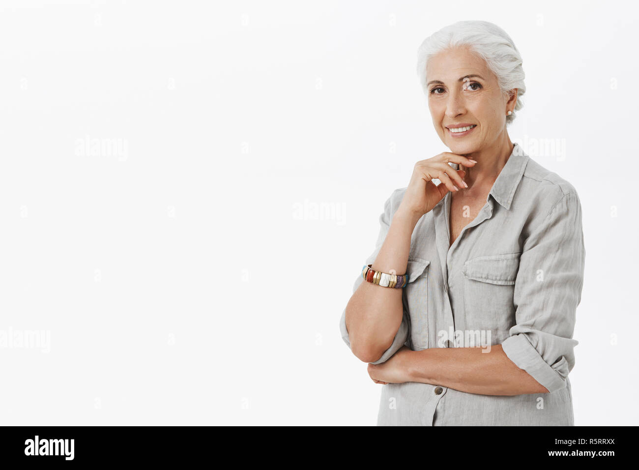 Old Lady And Grey Hair High Resolution Stock Photography And Images Alamy