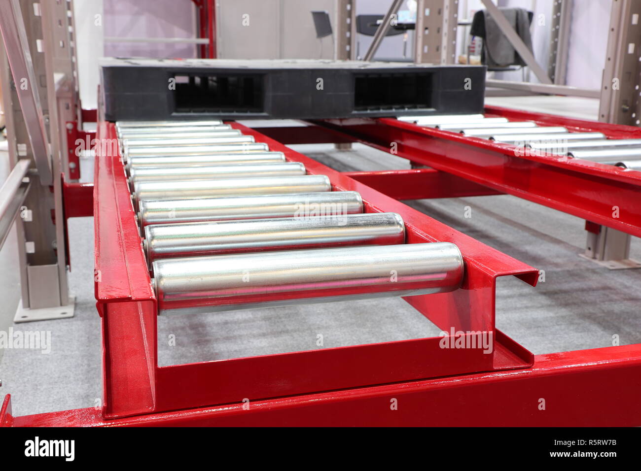 Conveyor roller hires stock photography and images Alamy