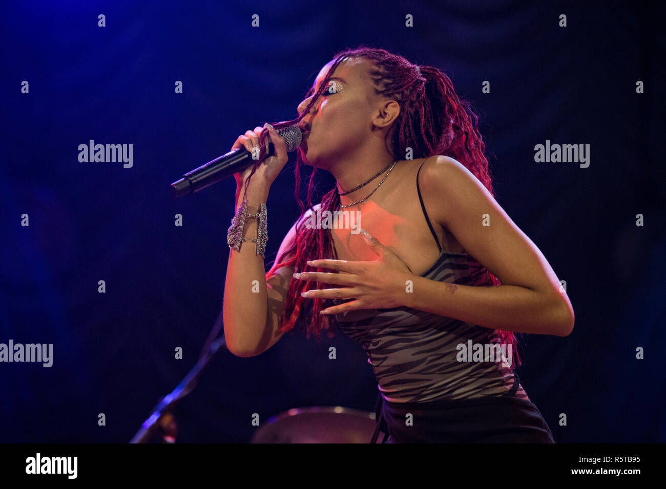 Vancouver, Canada. 20th Nov, 2018. American singer Ravyn Lenae performs at the Orpheum Theatre in Vancouver, Canada. Credit: Jamie Taylor/Alamy Live N Stock Photo