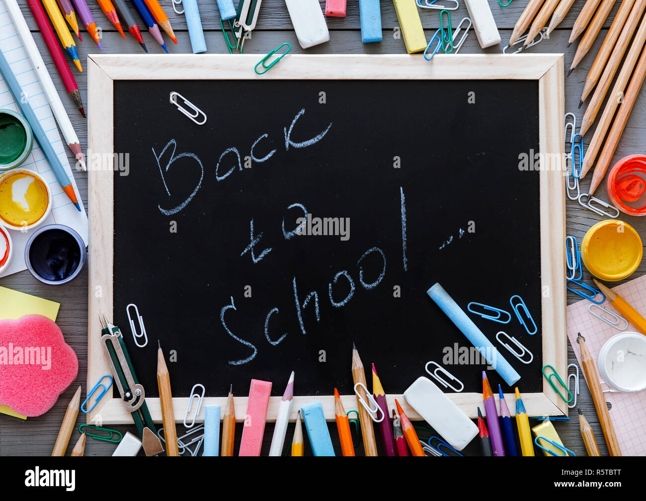 School inscription hi-res stock photography and images - Alamy