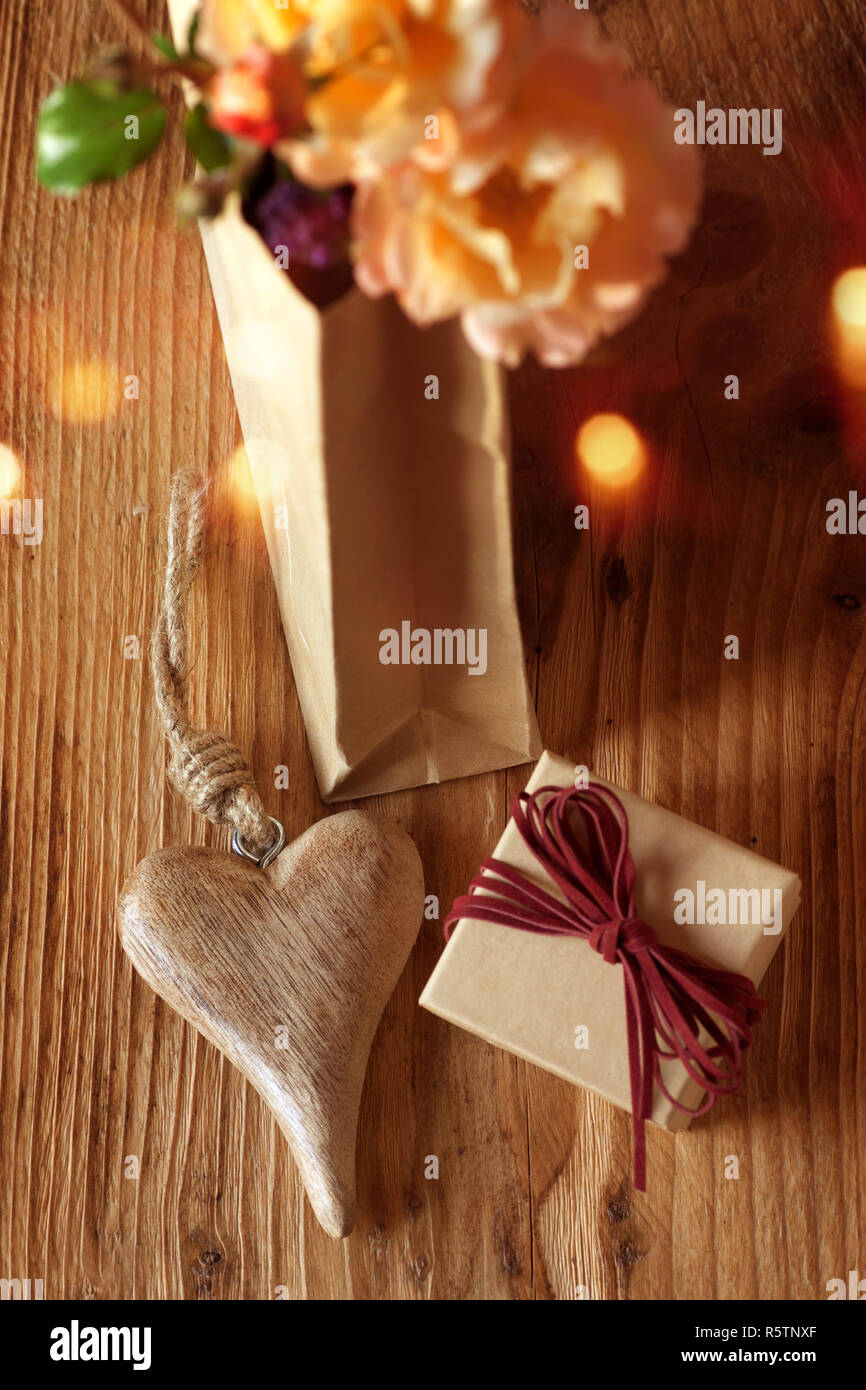 Decorative flower shape lights hires stock photography and images Alamy