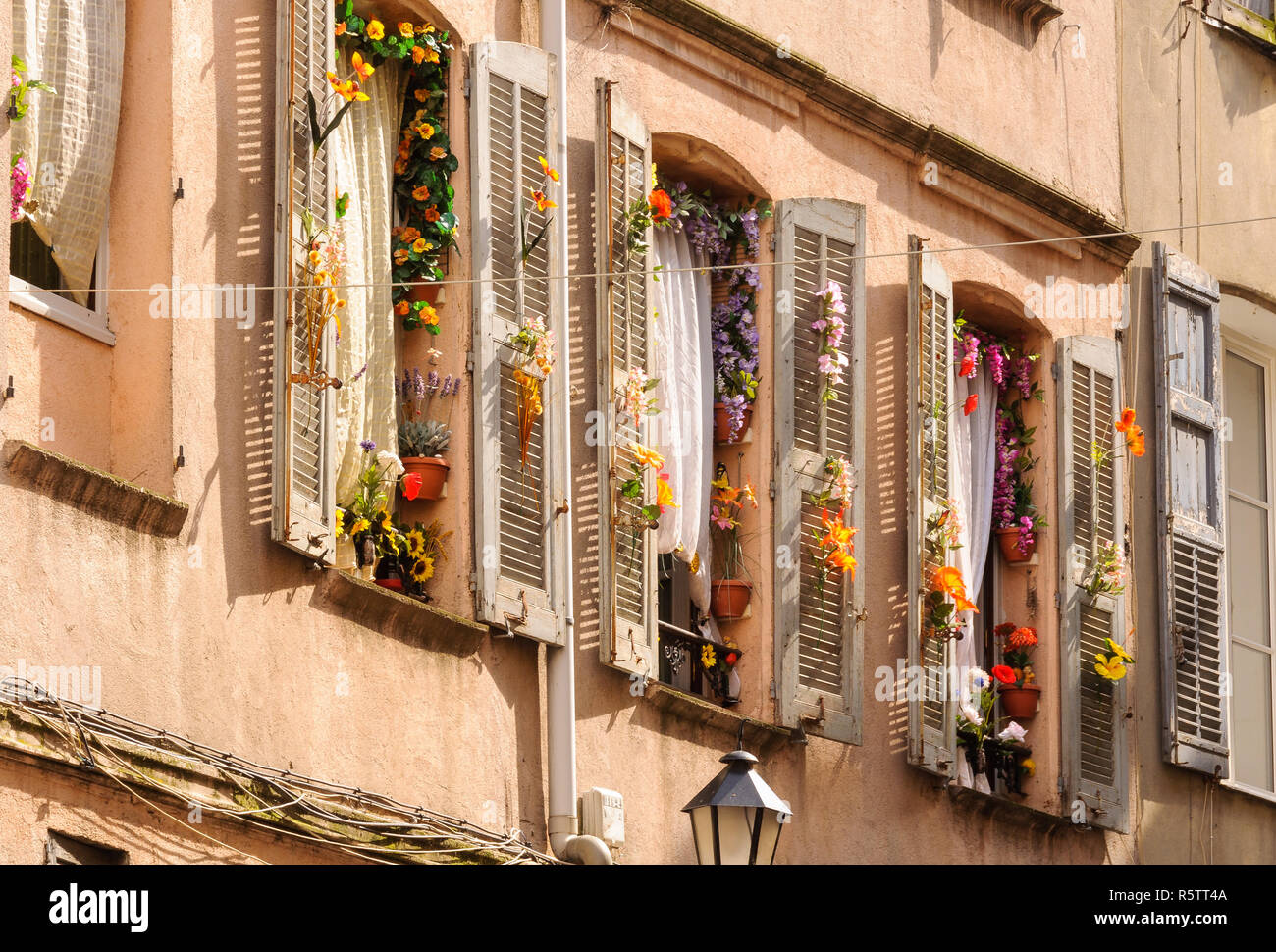 Grasse france flowers hires stock photography and images Alamy