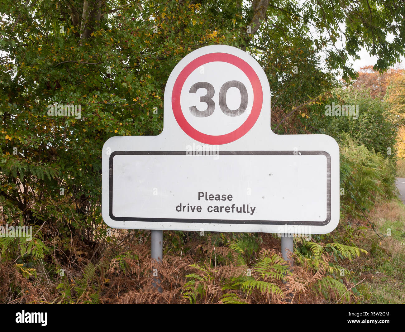 Rectangular Sign Speed Sign Blank speed limit sign hi-res stock photography and images - Alamy