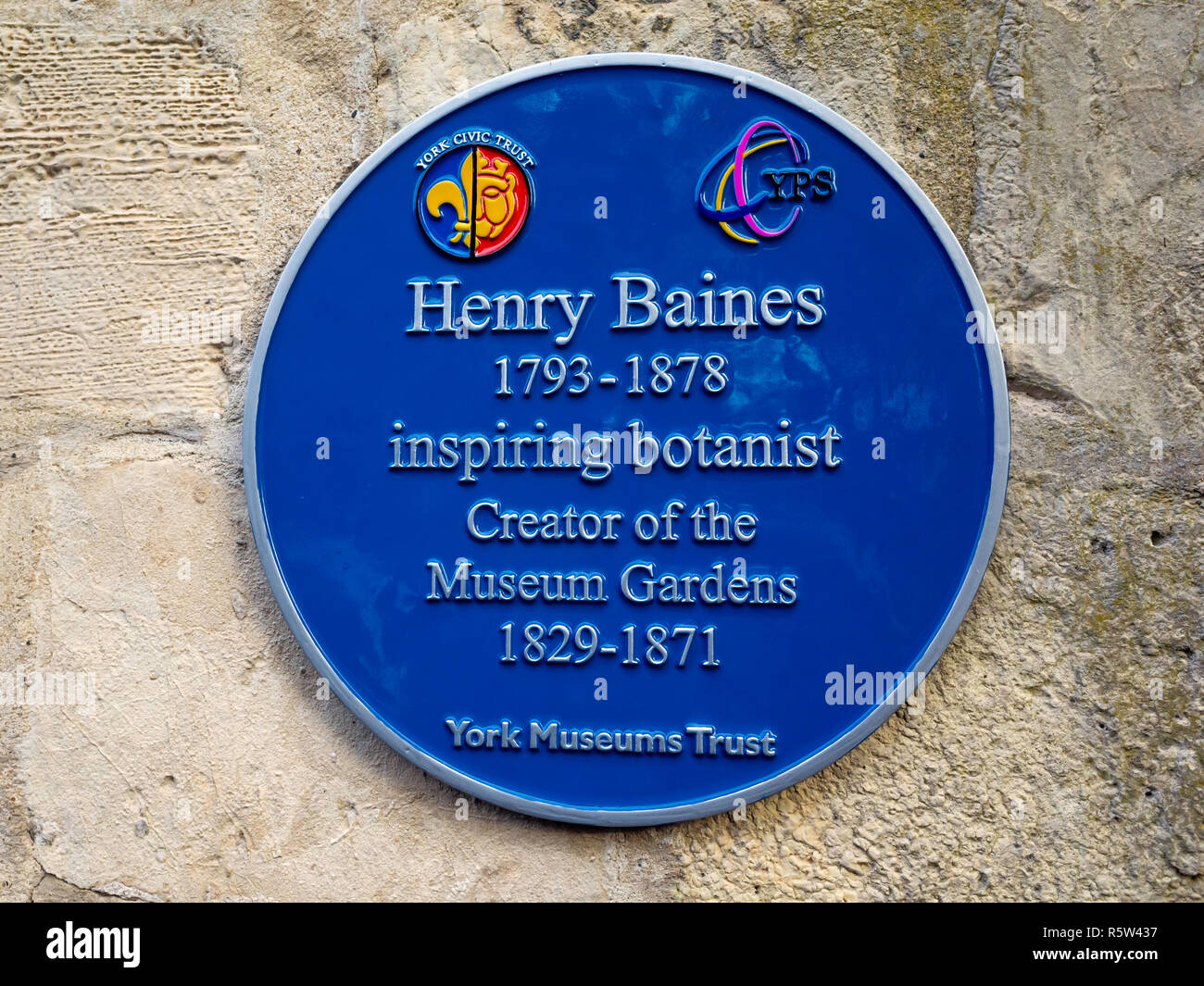 Blue Plaque in Museum Park York commemorating Henry Baines 1793 - 1878 inspiring Botanist who created the Museum Gardens 1829 - 1871 Stock Photo