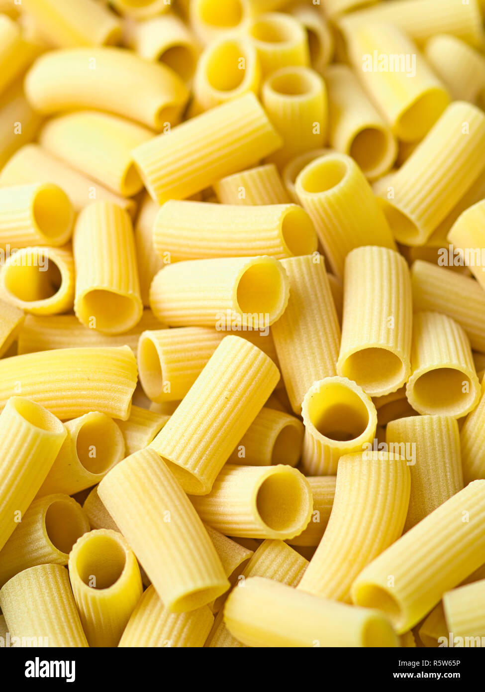 Rigatoni Rigate Ridged tube hi-res stock photography and images - Alamy