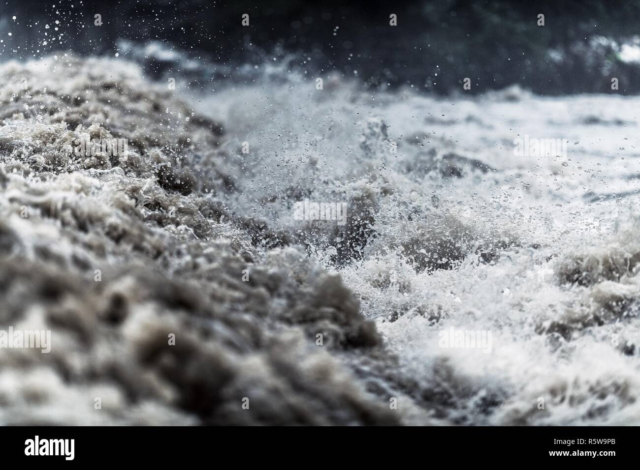 Water rushing closeup hi-res stock photography and images - Alamy
