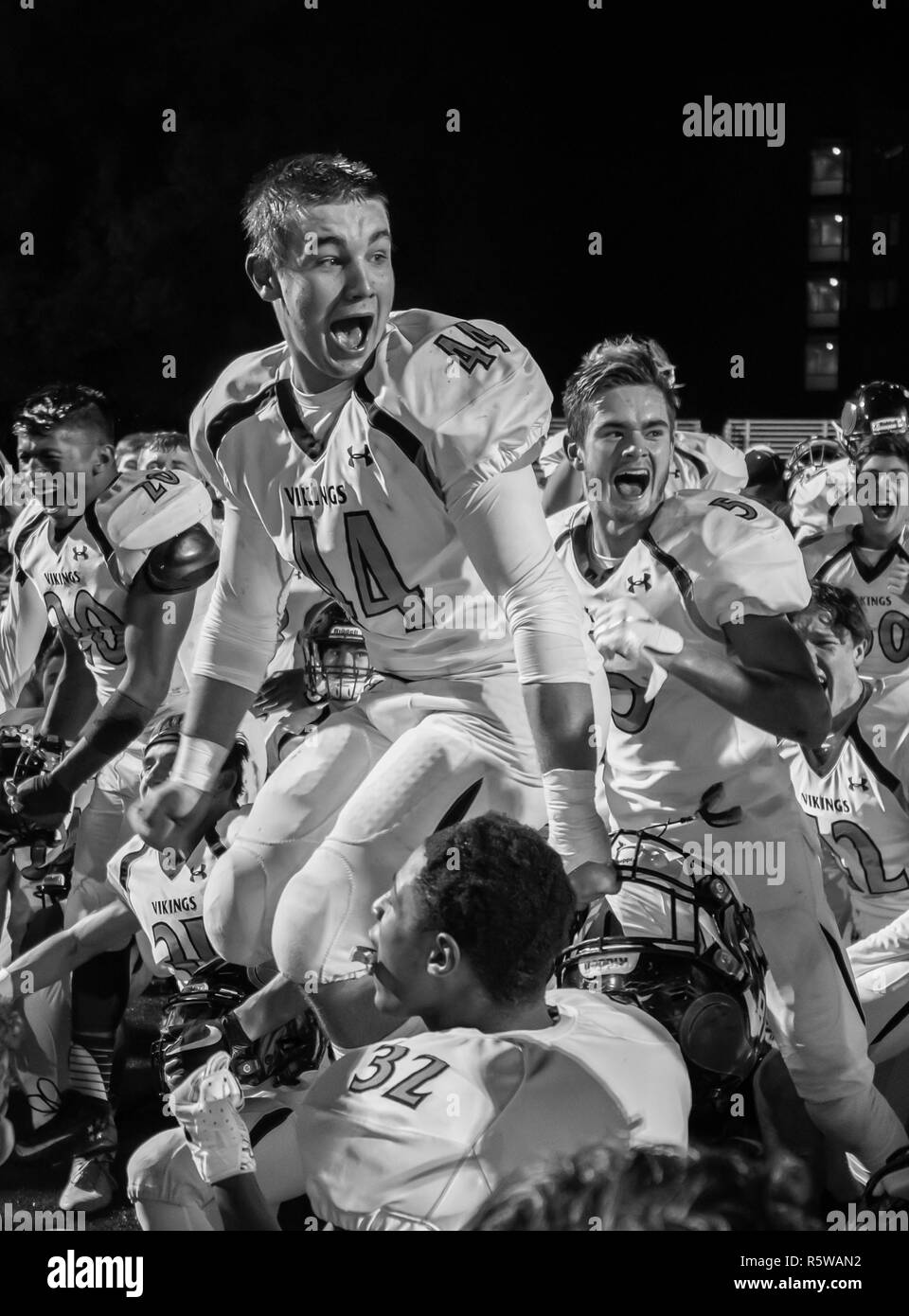 Football Field Black And White Stock Photos Images Alamy football-field-black-and-white-stock-photos-images-alamy