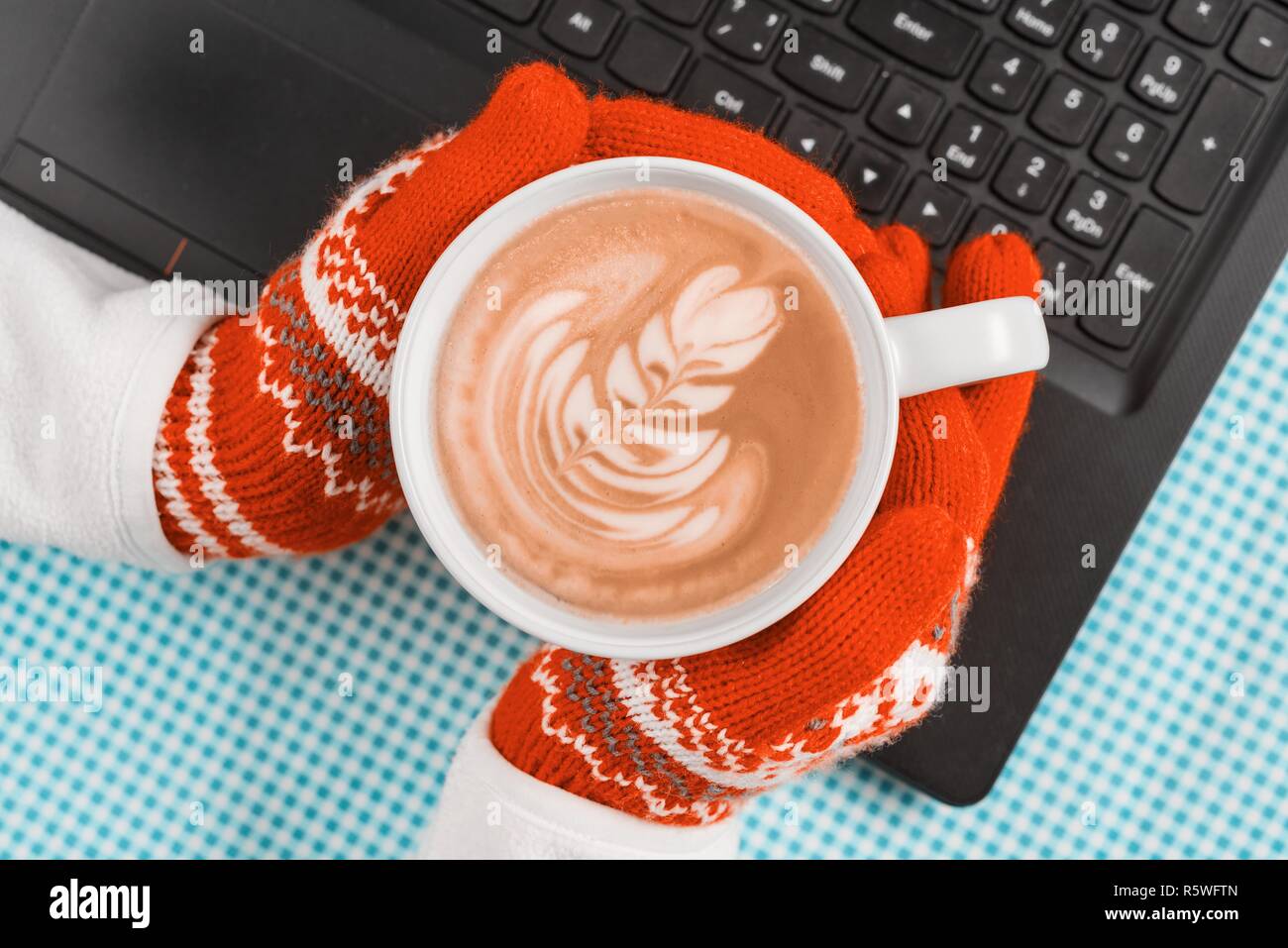 computer gloves warm