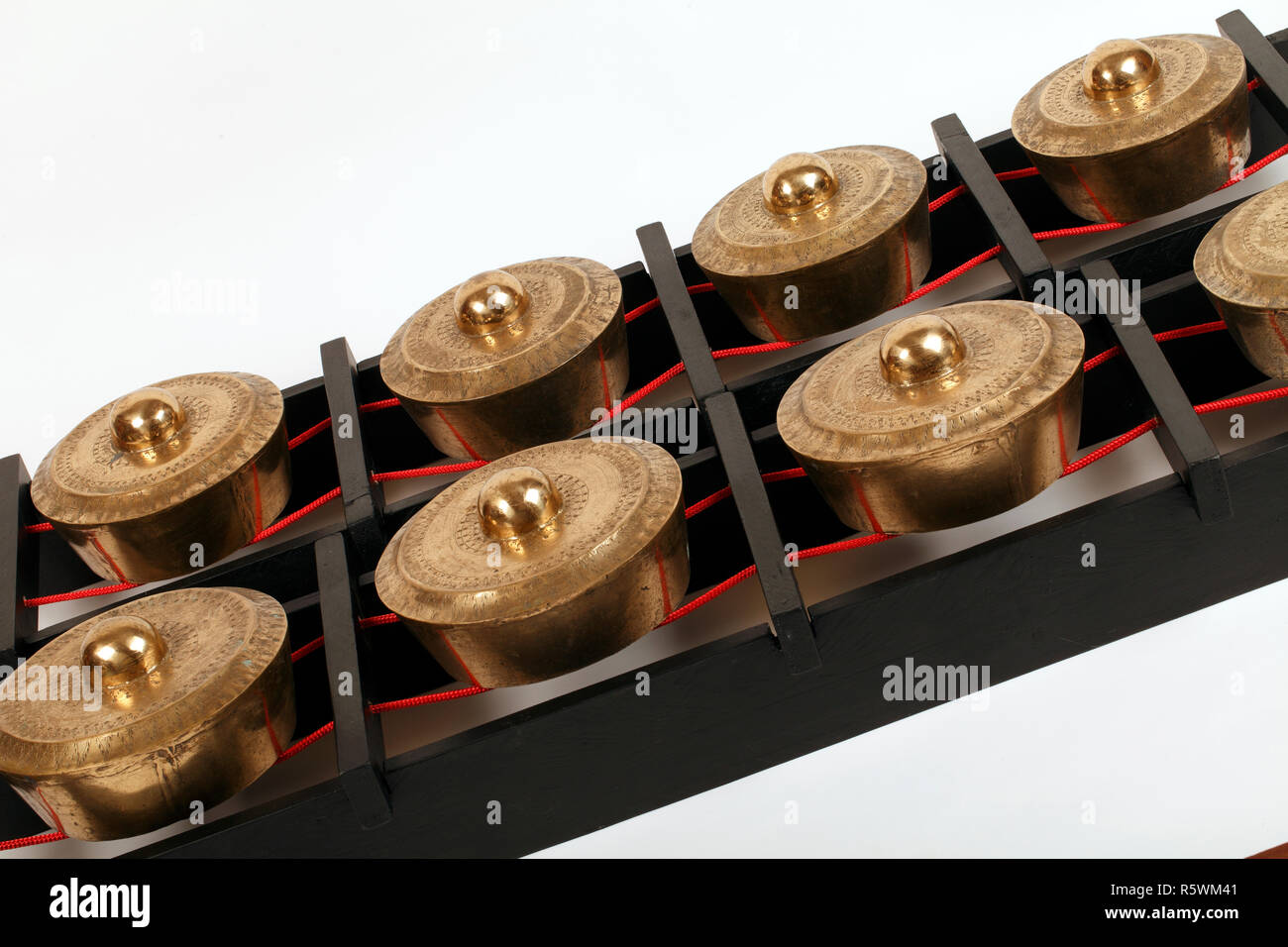 Suspended gongs deals
