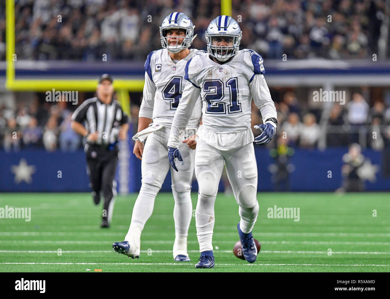 Arlington, Texas, USA - July 4, 2019: Arlington 4th of July Parade, Members  of Arlington High School, Colts football team pose for the camera at the p  Stock Photo - Alamy