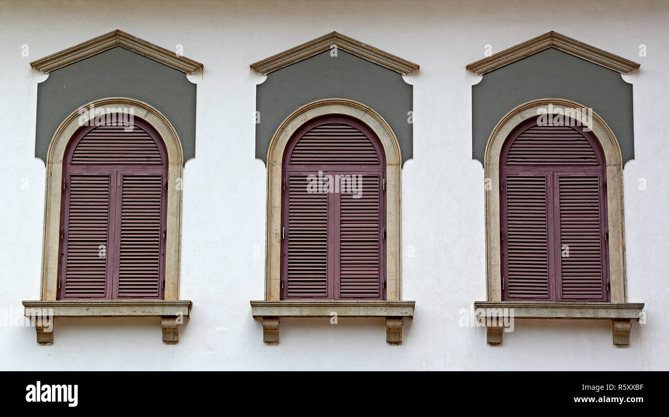 Portuguese era building facade with Corinthian style windows of 17th century in Old Goa, India Stock Photo