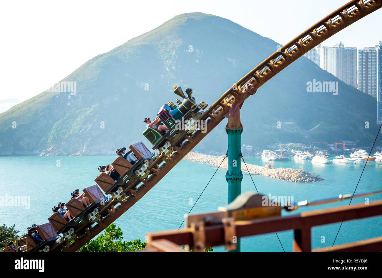 Hong Kong China Nov 29 2018 People Are So Excited To Ride The VR hong-kong-china-nov-29-2018-people-are-so-excited-to-ride-the-vr