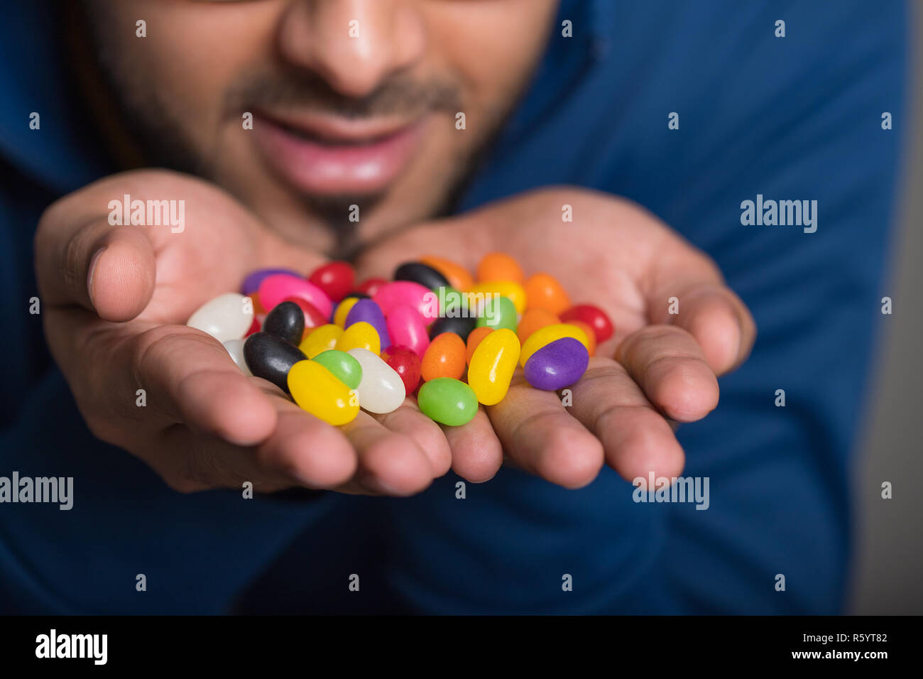 Boy eating beans hi-res stock photography and images - Alamy