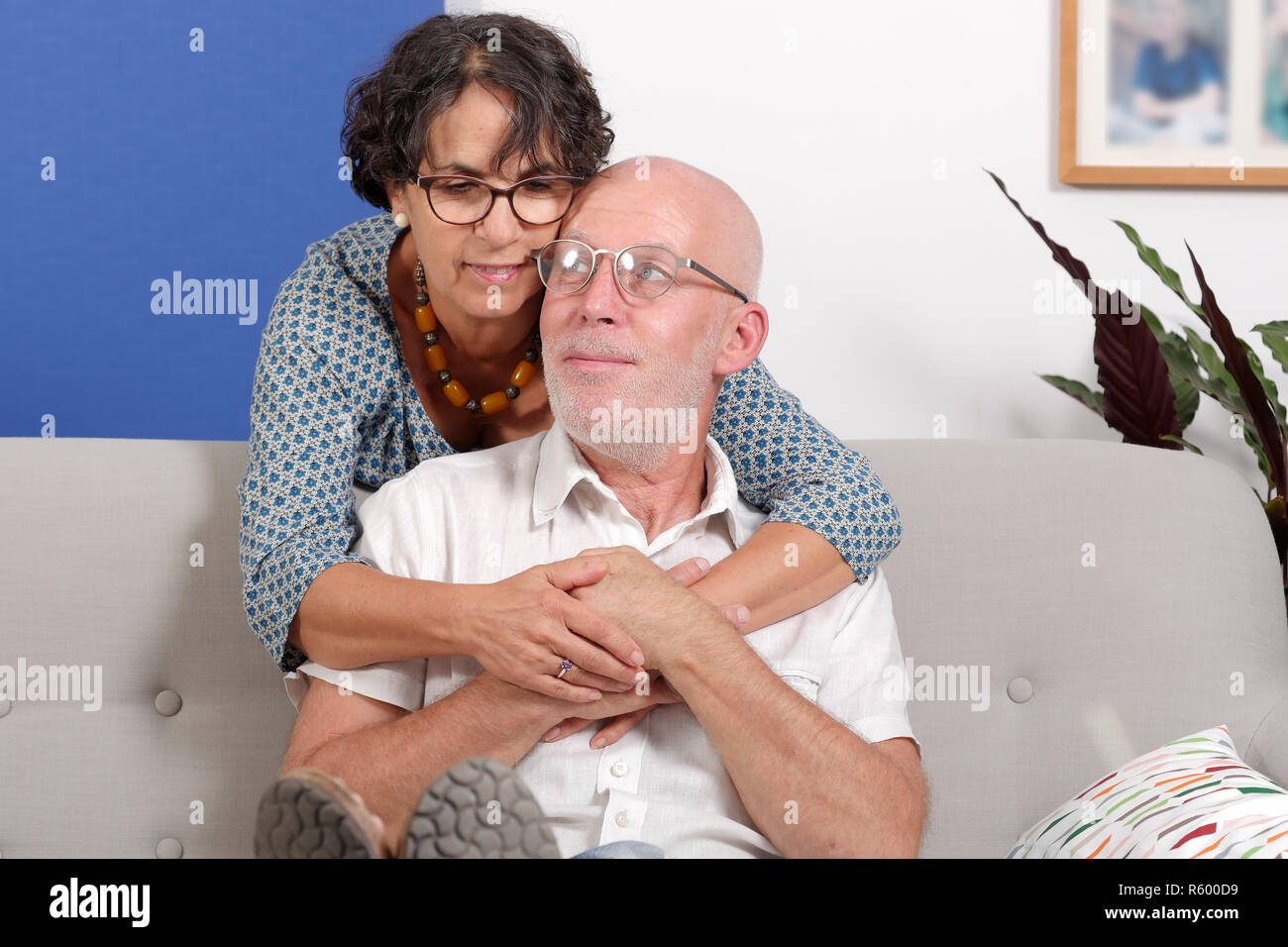 Couple home portrait pairs hi-res stock photography and images - Alamy