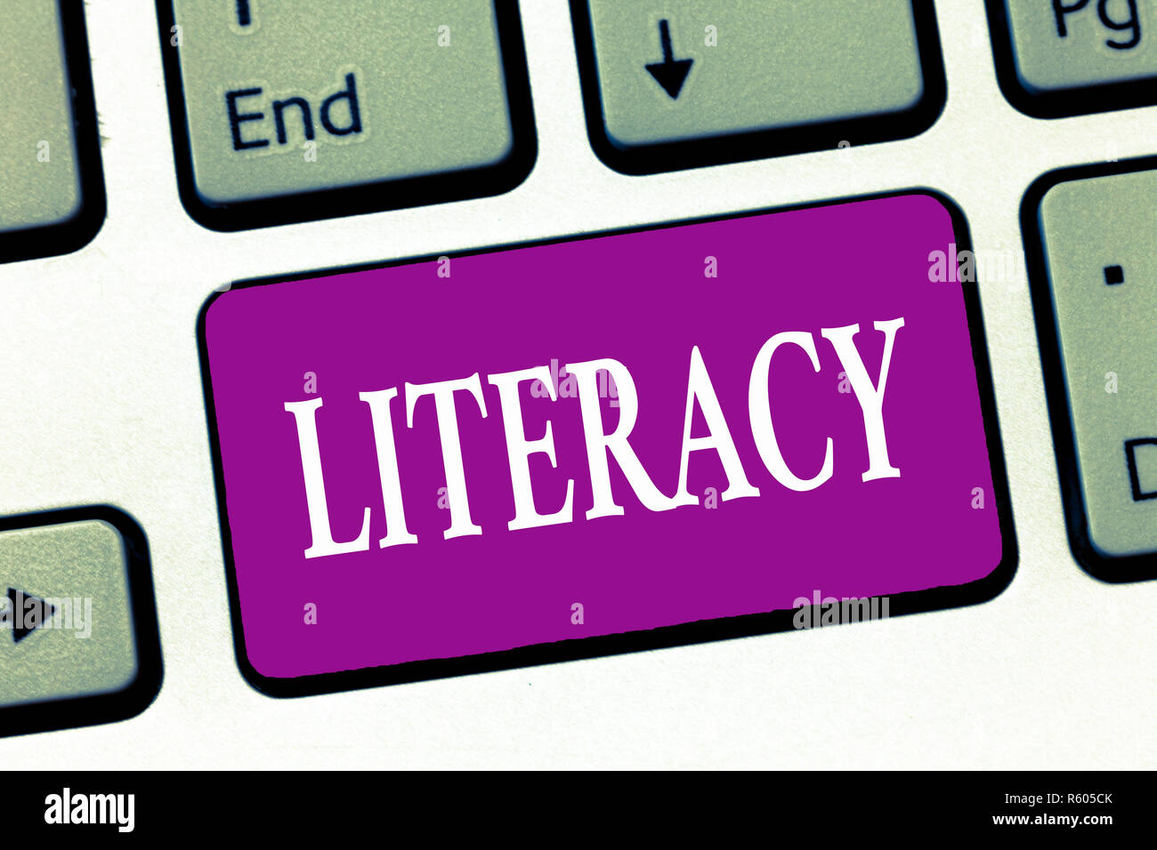 Reading writing ability hires stock photography and images Alamy