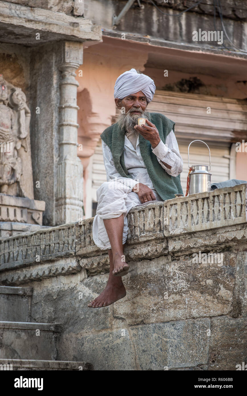 Rajasthani man drinking tea hires stock photography and images Alamy
