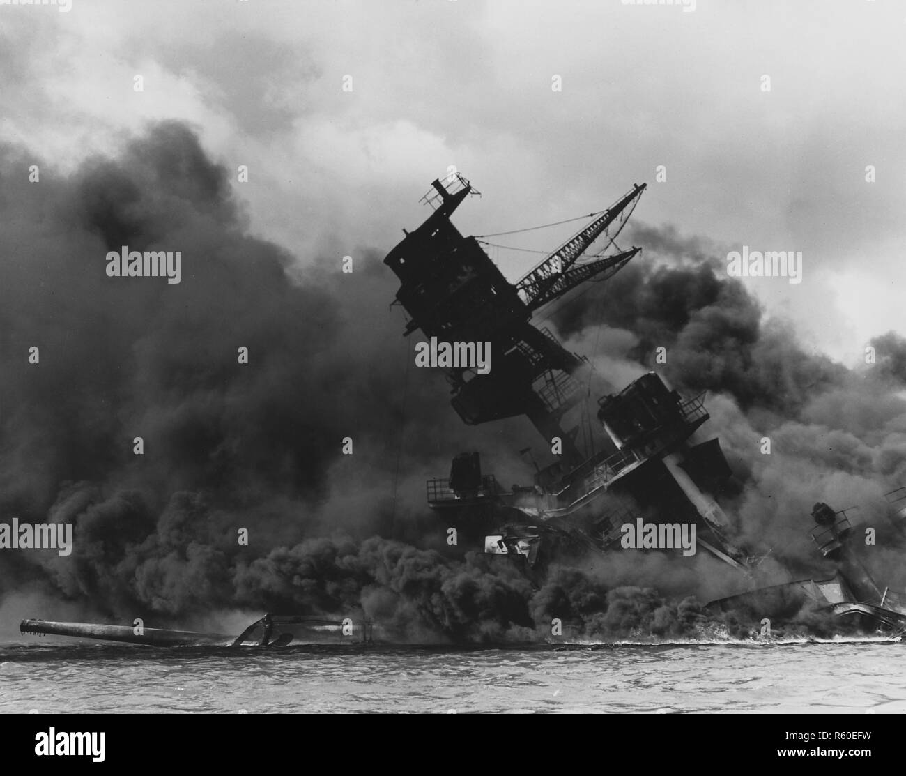 Pearl Harbor Japanese Attack Scene High Resolution Stock Photography ...