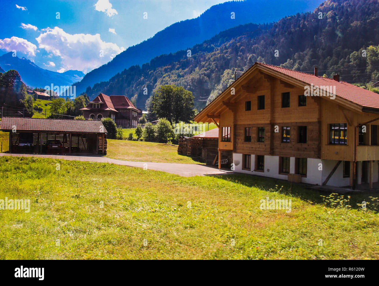 Grindelwald Houses Stock Photos & Grindelwald Houses Stock Images Alamy