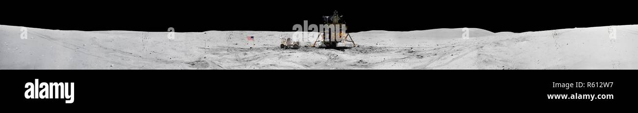 Apollo 16 Landing.jpg - R612W7 Stock Photo