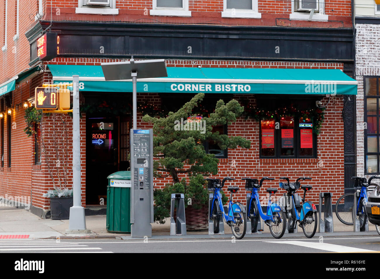 Corner restaurant new york hires stock photography and images Alamy
