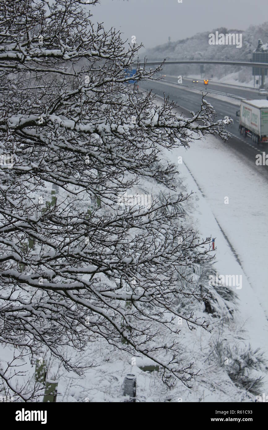 Snow in Kent Stock Photo Alamy