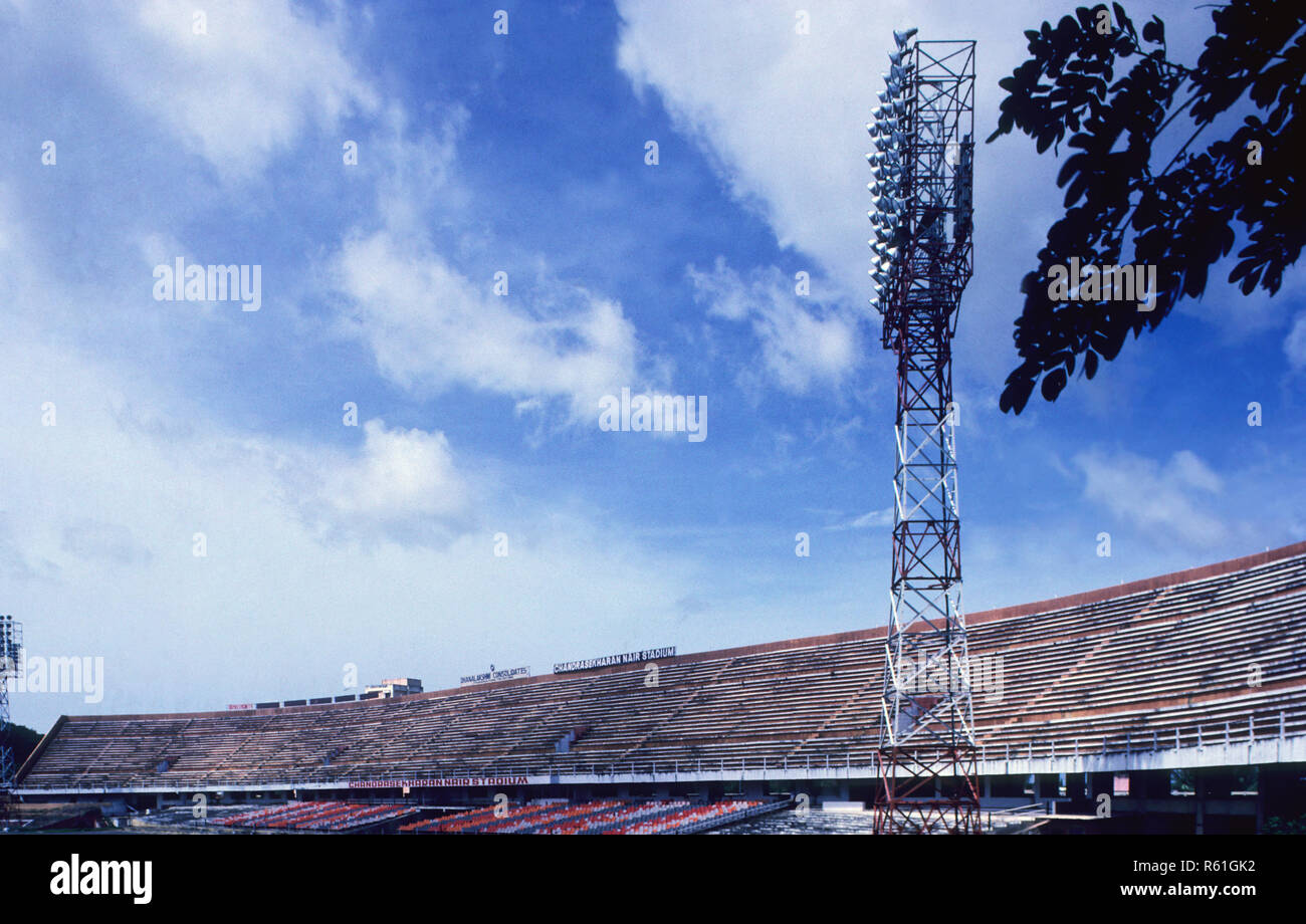 Sports stadium hi-res stock photography and images - Alamy