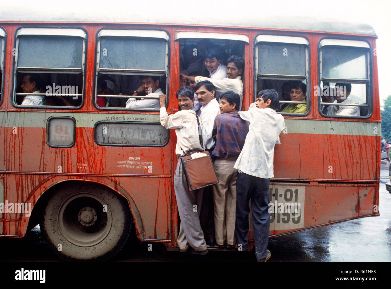 Crowded BEST Bus, Mumbai, Maharashtra, India Stock Photo