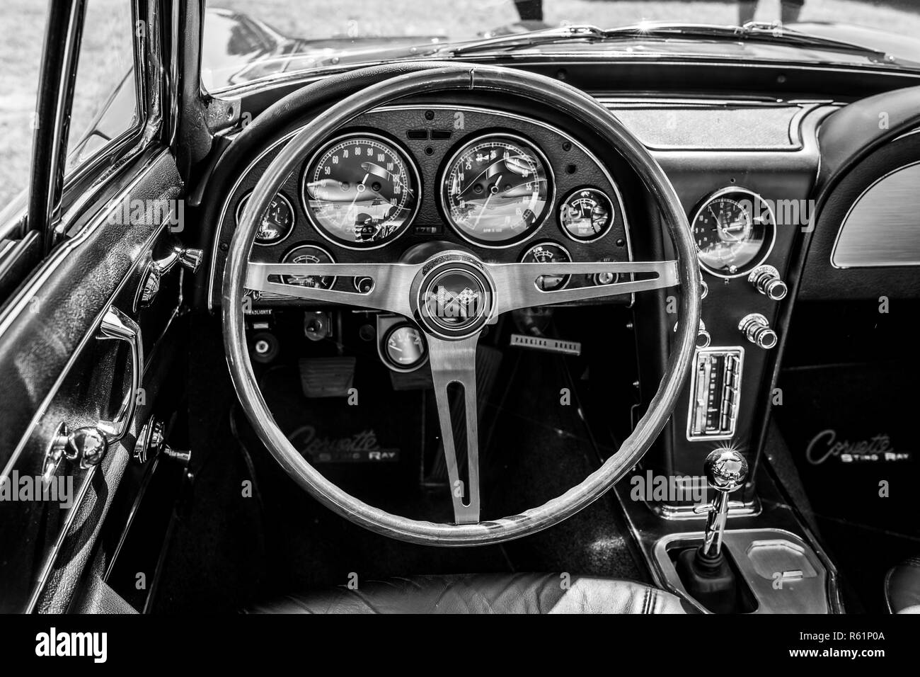 PAAREN IM GLIEN, GERMANY - MAY 19, 2018: Interior of a sports car Chevrolet Corvette Sting Ray (C2). Black and white. Die Oldtimer Show 2018. Stock Photo
